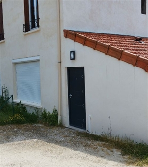 t2 à la location -   91470  FORGES LES BAINS, surface 32 m2 location t2 - UBI471258881